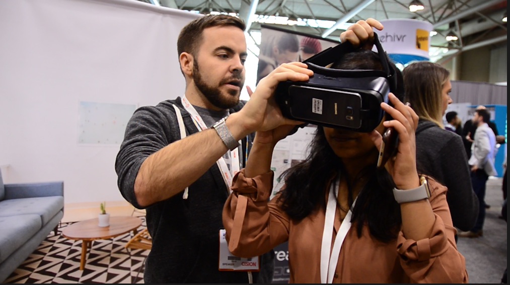 Trying VR at DX3 2017 conference